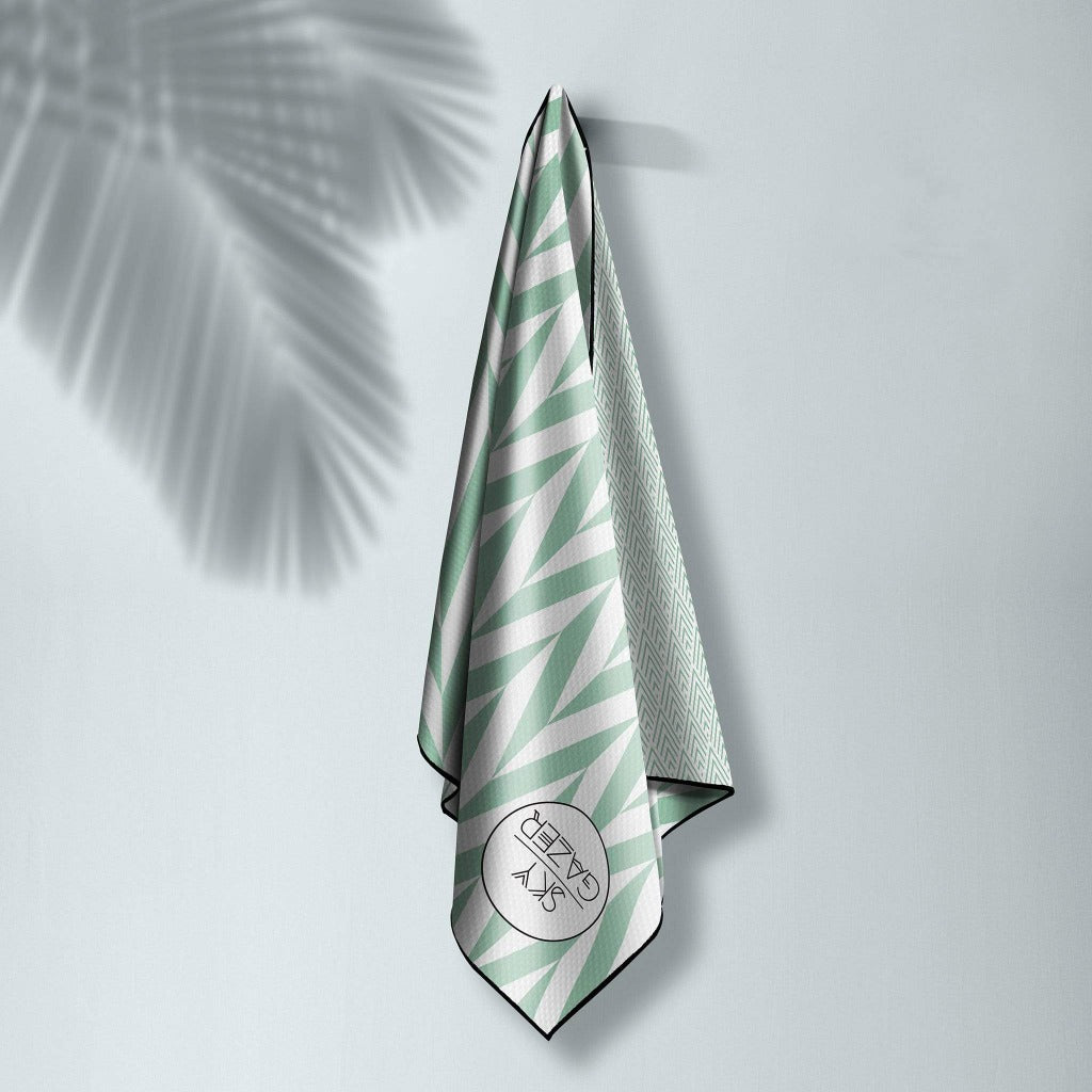Sand Resistant, odourless, ultra-absorbent and quick dry, luxury beach towels.