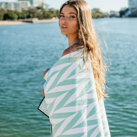 The Noosa - Mint - Sand Free Towel