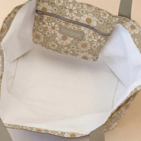 Scalloped Beach Bag- Casuarina