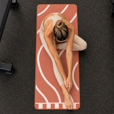 Reversible Hooded Gym Towel- Linea Mocha