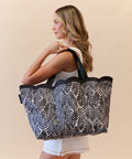 Scalloped Edge Beach Bag- Palm Noir