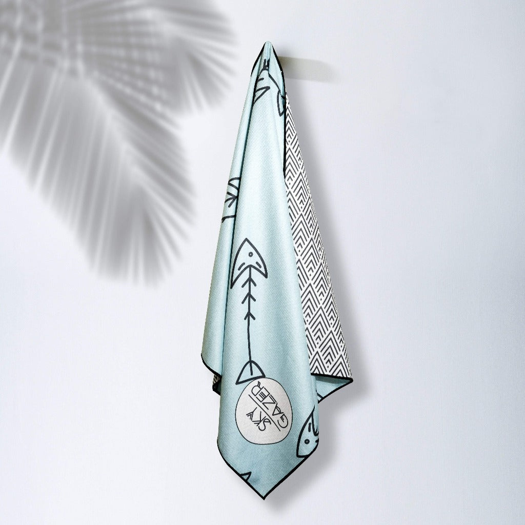 Sand Resistant, odourless, ultra-absorbent and quick dry, luxury beach towels.
